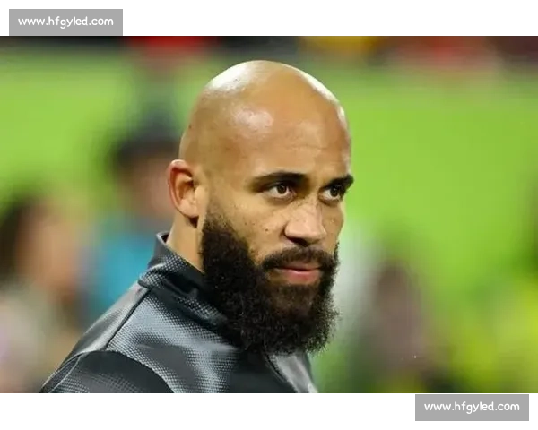 曼联热刺均未推进姆贝乌莫转会，球员前景成疑